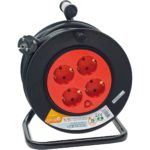 PROLONGADOR GARZA 4 TOMAS ENROLLACABLES BRICO 15 METROS 1,5 mm - 15 m