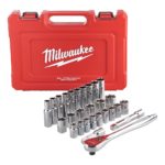 JUEGO 28 PIEZAS MILWAUKEE CARRACA Y VASOS DE ½″ MÉTRICA
